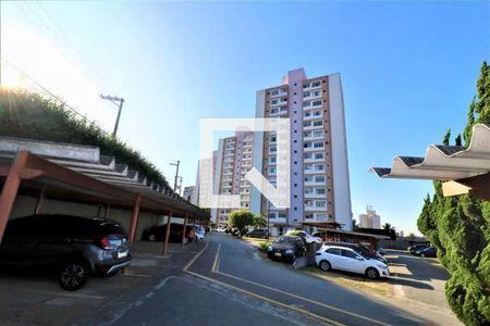 Apartamento à venda com 63m², 2 quartos e 1 vaga Apartamento à venda com 63m², 2 quartos e 1 vagaFachada