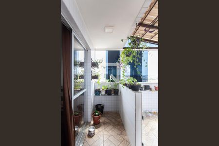 Apartamento à venda com 140m², 2 quartos e 3 vagas Apartamento à venda com 140m², 2 quartos e 3 vagasVaranda