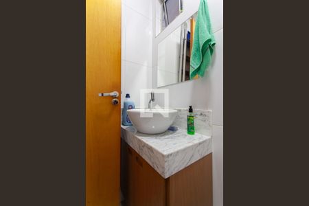 Apartamento à venda com 140m², 2 quartos e 3 vagas Apartamento à venda com 140m², 2 quartos e 3 vagasLavabo