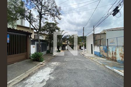 Casa à venda com 140m², 3 quartos e 2 vagas Casa à venda com 140m², 3 quartos e 2 vagasVista da Rua