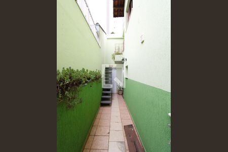 Casa à venda com 140m², 3 quartos e 2 vagasCorredor Lateral