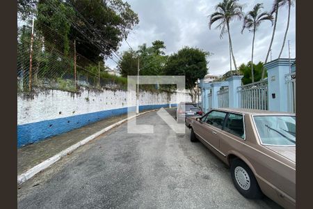 Casa à venda com 140m², 3 quartos e 2 vagas Casa à venda com 140m², 3 quartos e 2 vagasVista da Rua