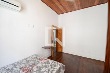 Casa para alugar com 220m², 7 quartos e 2 vagas Casa para alugar com 220m², 7 quartos e 2 vagasQuarto 2