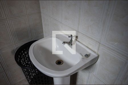 Casa para alugar com 220m², 7 quartos e 2 vagas Casa para alugar com 220m², 7 quartos e 2 vagasBanheiro 1