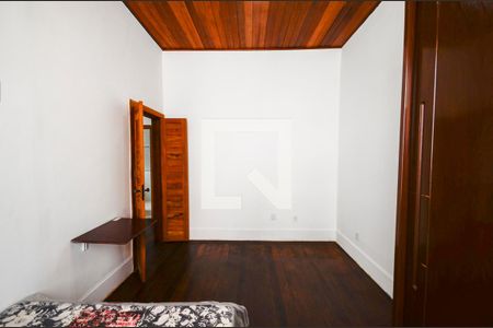 Casa para alugar com 220m², 7 quartos e 2 vagas Casa para alugar com 220m², 7 quartos e 2 vagasQuarto 2