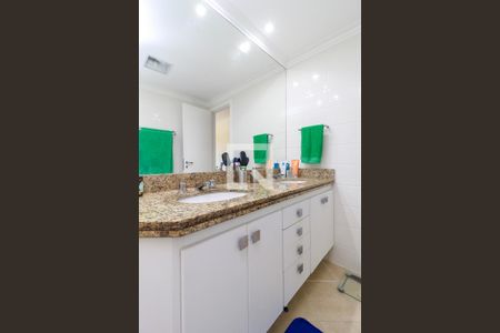 Apartamento à venda com 499m², 4 quartos e 4 vagas Apartamento à venda com 499m², 4 quartos e 4 vagasSuíte Principal - Banheiro