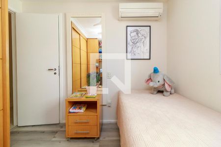 Apartamento à venda com 499m², 4 quartos e 4 vagas Apartamento à venda com 499m², 4 quartos e 4 vagasSuíte 2