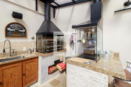 Apartamento à venda com 499m², 4 quartos e 4 vagas Apartamento à venda com 499m², 4 quartos e 4 vagasCobertura - Piso 2 - Área Gourmet