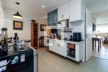 Apartamento à venda com 499m², 4 quartos e 4 vagas Apartamento à venda com 499m², 4 quartos e 4 vagasCozinha