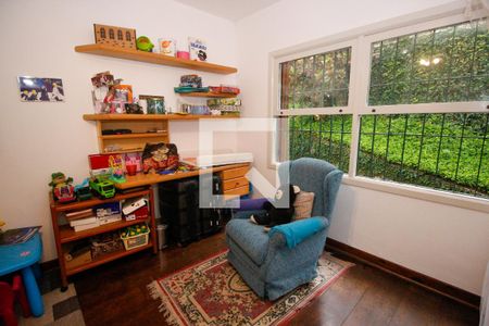 Casa à venda com 460m², 5 quartos e 4 vagasQuarto