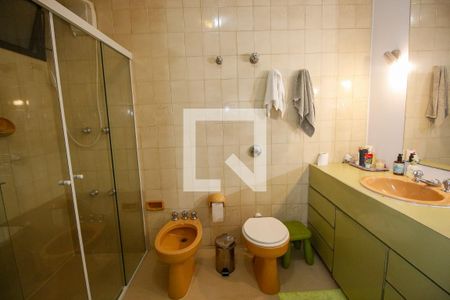 Casa à venda com 460m², 5 quartos e 4 vagasBanheiro