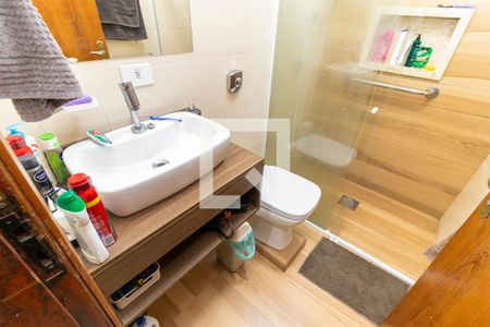 Casa à venda com 120m², 3 quartos e 2 vagasBanheiro 1