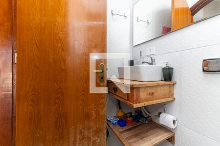 Casa à venda com 120m², 3 quartos e 2 vagasBanheiro 2