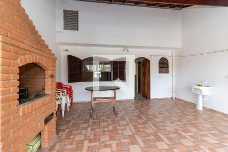 Casa à venda com 120m², 3 quartos e 2 vagasEspaço Gourmet