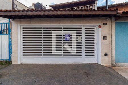 Casa à venda com 120m², 3 quartos e 2 vagasFachada