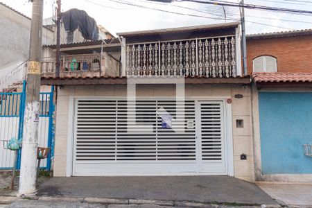 Casa à venda com 120m², 3 quartos e 2 vagasFachada