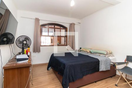 Casa à venda com 120m², 3 quartos e 2 vagasQuarto 2