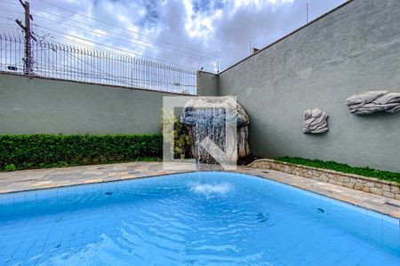 Apartamento à venda com 375m², 4 quartos e 4 vagasÁrea comum - Piscina