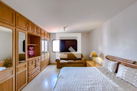 Apartamento à venda com 375m², 4 quartos e 4 vagasQuarto 4 - Suíte
