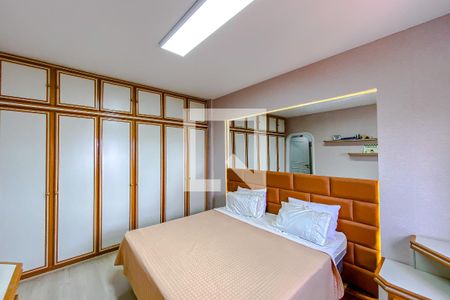 Apartamento à venda com 375m², 4 quartos e 4 vagasQuarto 2 - Suíte