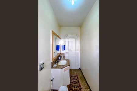 Apartamento à venda com 375m², 4 quartos e 4 vagasBanheiro da Suíte 1