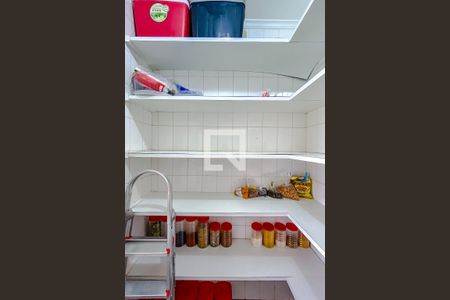 Apartamento à venda com 375m², 4 quartos e 4 vagasDespensa