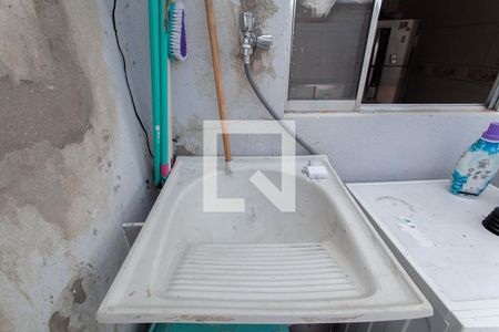 Casa à venda com 180m², 3 quartos e 6 vagas Casa à venda com 180m², 3 quartos e 6 vagasÁrea de Serviço