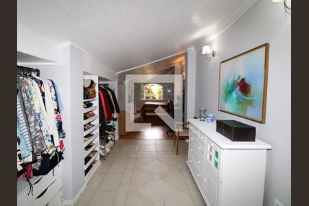 Casa à venda com 500m², 4 quartos e 6 vagasSuíte 2