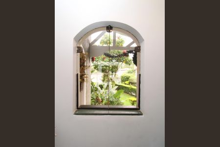 Casa à venda com 500m², 4 quartos e 6 vagasLavabo Sala