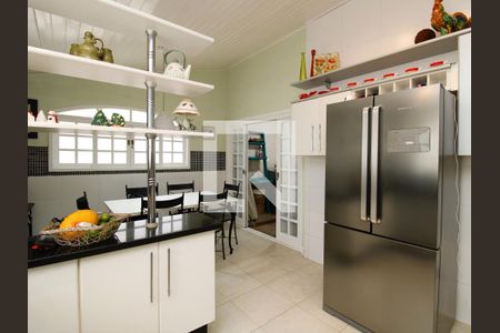 Casa à venda com 500m², 4 quartos e 6 vagasCozinha