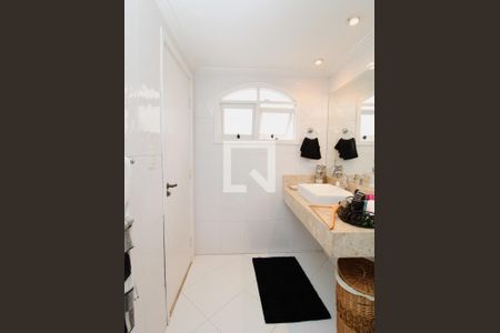 Casa à venda com 500m², 4 quartos e 6 vagasBanheiro da Suíte 3