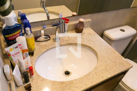 Apartamento à venda com 75m², 2 quartos e 1 vaga Apartamento à venda com 75m², 2 quartos e 1 vagaBanheiro da Suíte 1