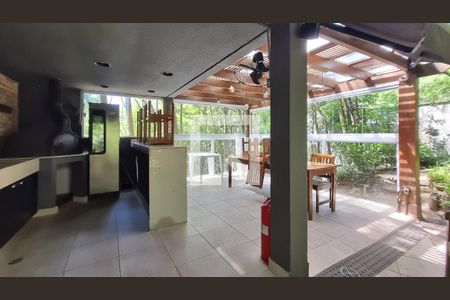 Apartamento à venda com 75m², 2 quartos e 1 vaga Apartamento à venda com 75m², 2 quartos e 1 vagaÁrea comum - Churrasqueira