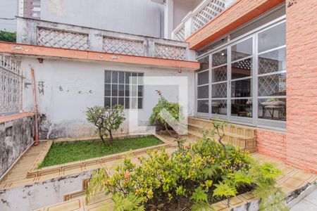 Casa à venda com 200m², 3 quartos e 2 vagas Casa à venda com 200m², 3 quartos e 2 vagasEntrada