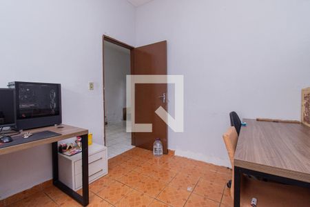 Casa à venda com 200m², 3 quartos e 2 vagas Casa à venda com 200m², 3 quartos e 2 vagasCasa fundo - Quarto 4