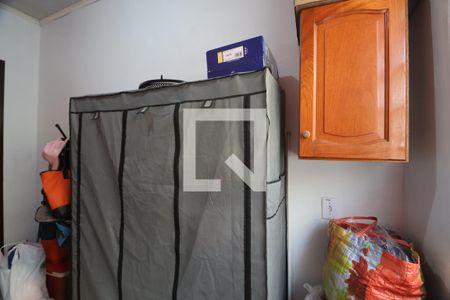 Casa à venda com 100m², 3 quartos e 2 vagasQuarto 3