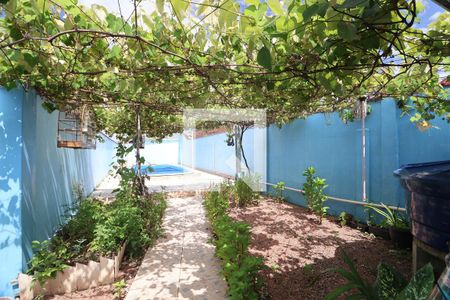 Casa à venda com 100m², 3 quartos e 2 vagasÁrea externa