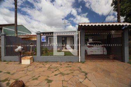 Casa à venda com 100m², 3 quartos e 2 vagasFachada