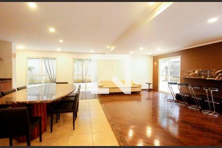 Apartamento à venda com 42m², 1 quarto e 1 vaga Apartamento à venda com 42m², 1 quarto e 1 vagaÁrea comum - Salão de festas