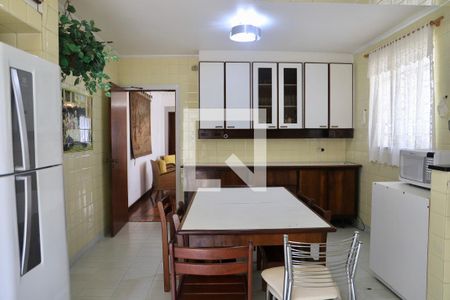 Casa à venda com 320m², 3 quartos e 4 vagasCozinha