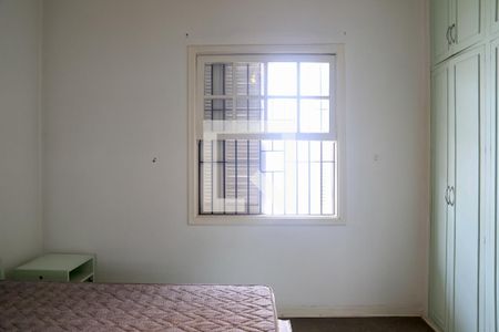 Casa à venda com 320m², 3 quartos e 4 vagasSuíte