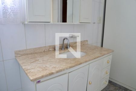 Casa à venda com 320m², 3 quartos e 4 vagasBanheiro da Suíte