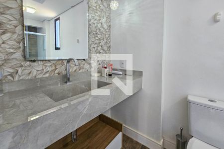 Apartamento para alugar com 300m², 3 quartos e 2 vagasBanheiro da suíte 1