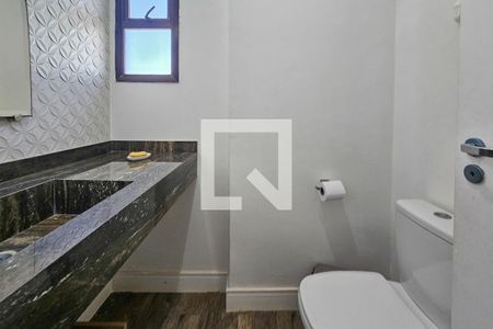 Apartamento para alugar com 300m², 3 quartos e 2 vagasBanheiro