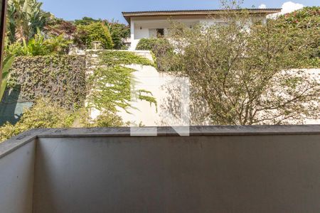 Casa à venda com 400m², 3 quartos e 5 vagas Casa à venda com 400m², 3 quartos e 5 vagasVaranda do Hall dos Quartos