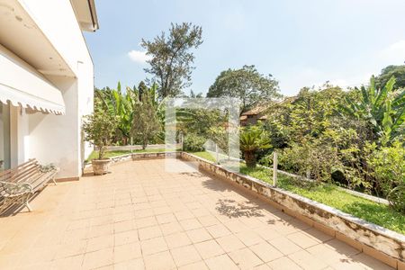 Casa à venda com 400m², 3 quartos e 5 vagas Casa à venda com 400m², 3 quartos e 5 vagasVaranda da Sala