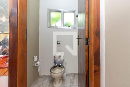 Casa à venda com 400m², 3 quartos e 5 vagas Casa à venda com 400m², 3 quartos e 5 vagasLavabo