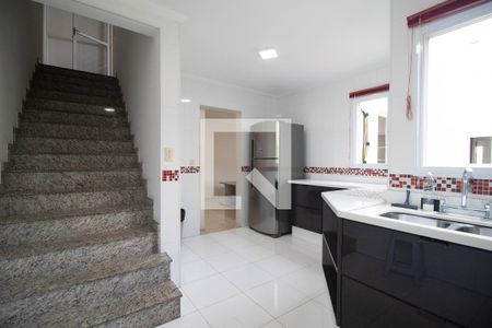 Apartamento à venda com 200m², 3 quartos e 2 vagas Apartamento à venda com 200m², 3 quartos e 2 vagasCozinha