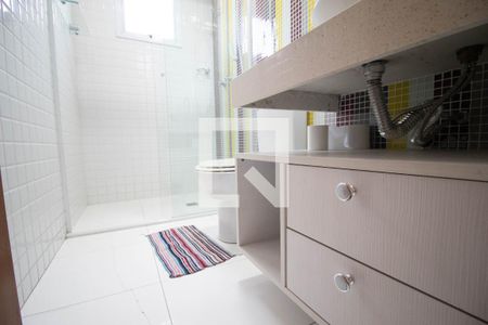 Apartamento à venda com 200m², 3 quartos e 2 vagas Apartamento à venda com 200m², 3 quartos e 2 vagasBanheiro 2