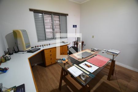 Casa à venda com 300m², 4 quartos e 3 vagasQuarto 2